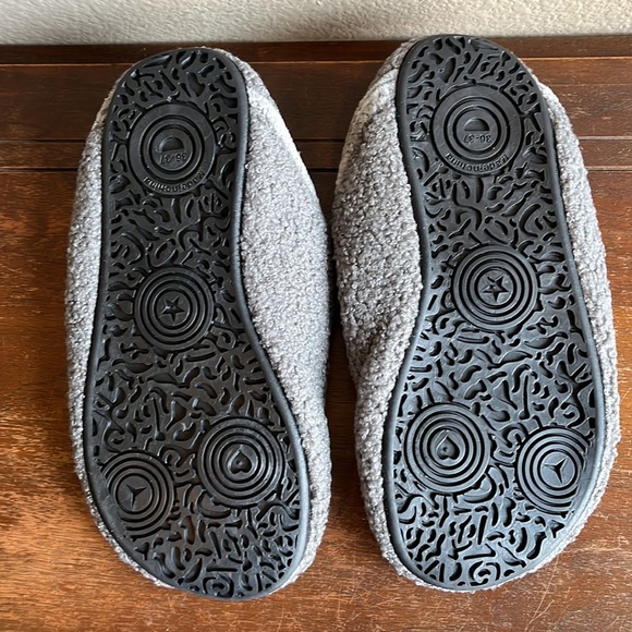 NWT Scurtain Unisex Adults Rubber Sole Slippers - Picture 7 of 10